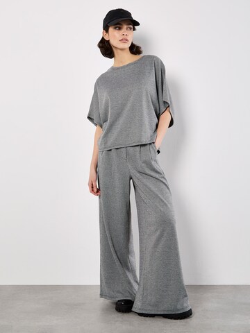 Haut ' ' Apricot en noir