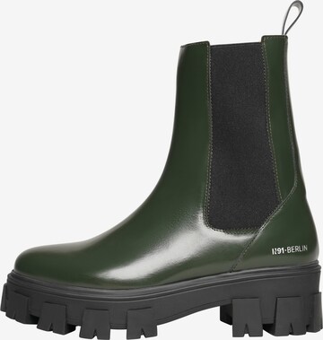 N91 Chelsea Boots in Green