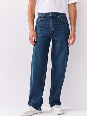 Largi Jeans de la Next pe albastru: față