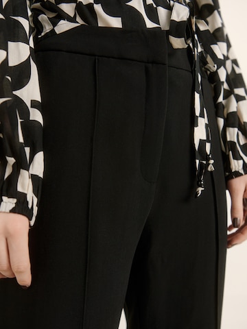 Regular Pantalon à plis 'Elise' Guido Maria Kretschmer Women en noir