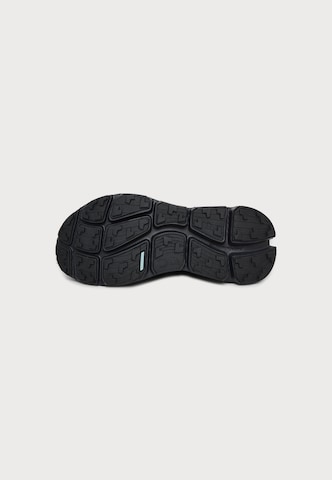 Scarpa da corsa 'Cloudsoma Moc' di On in nero