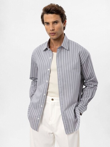 Coupe regular Chemise 'Fiorenze' Antioch en gris