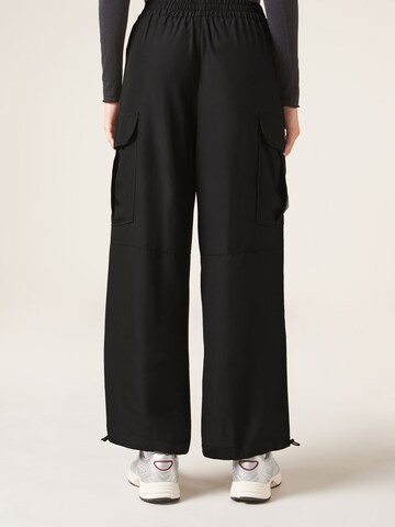 CALZEDONIA Loosefit Cargohose in Schwarz