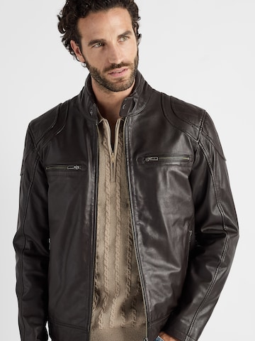 JCC Tussenjas in Bruin