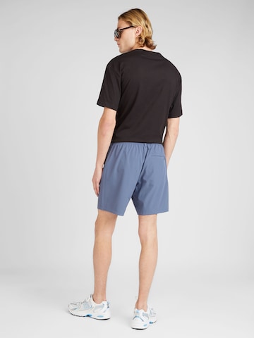 HOLLISTER Regular Shorts in Blau