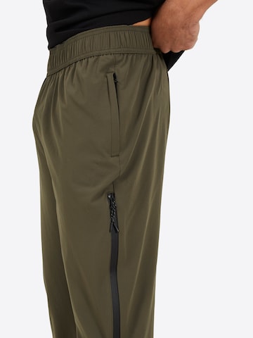 BRAVE SOUL Tapered Bukser i grøn