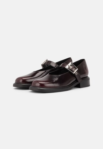 VAGABOND SHOEMAKERS Baleríny s řemínky 'ELLIS' – červená