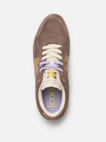 Kaotiko Sneakers laag 'Seattle' in Bruin
