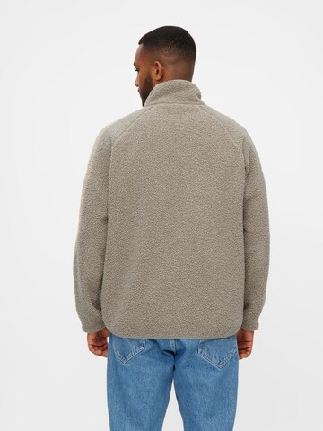 Derbe Fleecejacke 'Kuschelby' in Grau
