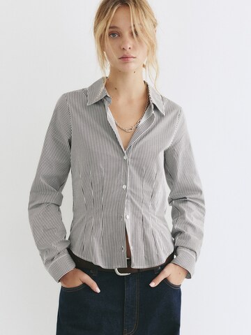 Pull&BearBluza - smeđa boja: prednji dio