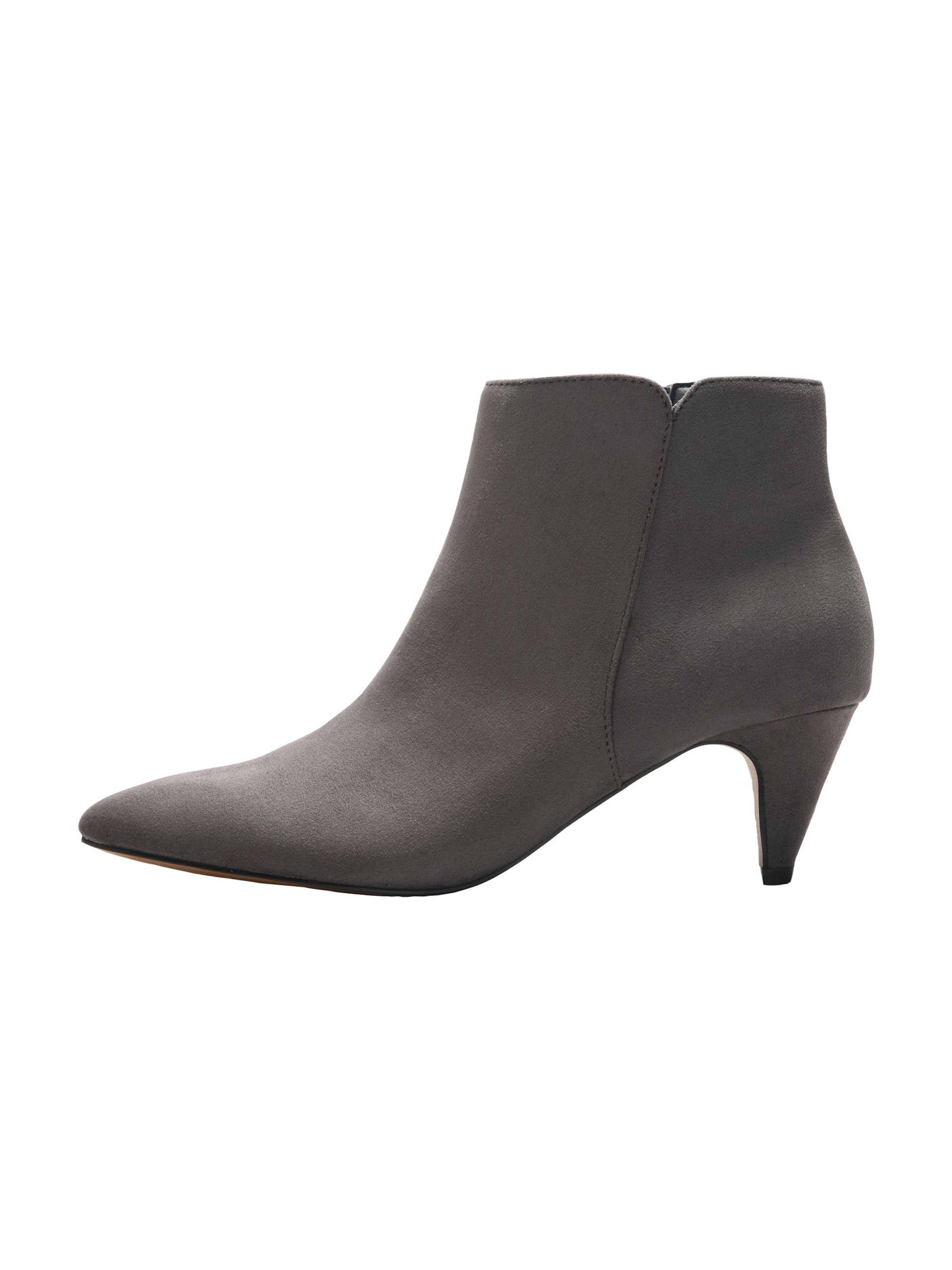 Ankle boots di Friends Like These in grigio: frontale