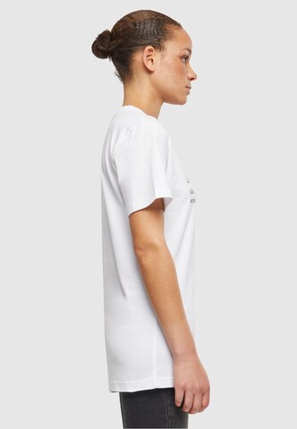 T-Shirt 'Love Definition' Mister Tee en blanc