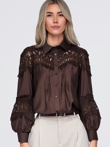 Ombre - Blusa en marrón: frente