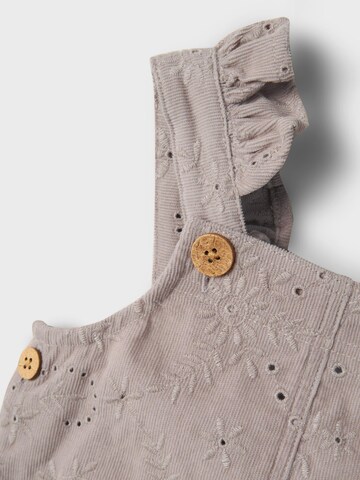Ensemble NAME IT en gris