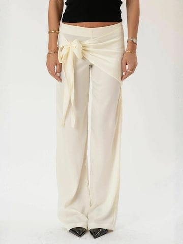 It's May regular Bukser ' Violetta ' i hvid: forside