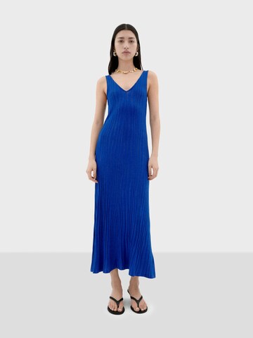 Thinking MU Dress ' Sade' in Blue: front