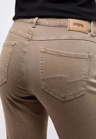 Angels Skinny Jeans in Bruin