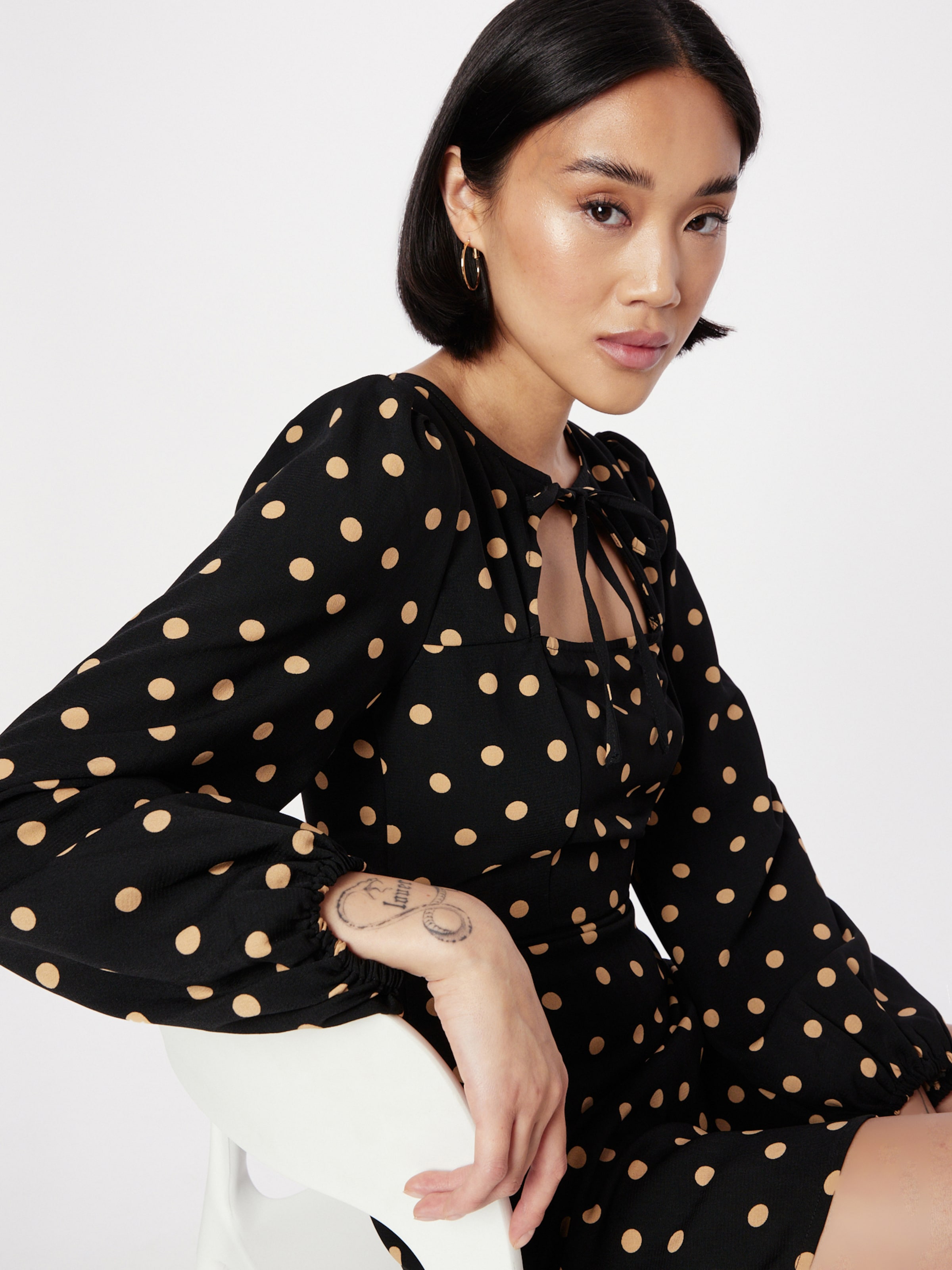 Dorothy Perkins Dress in Black ABOUT YOU