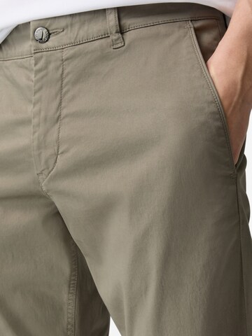 BOGNER Slimfit Chinohose 'Niko' in Braun