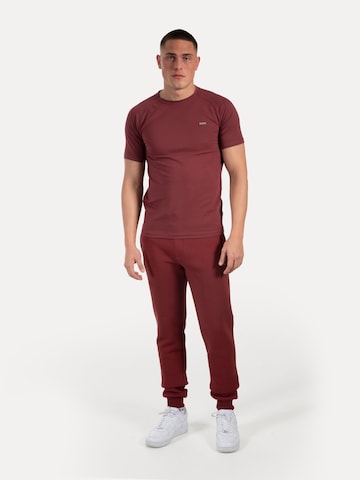 Smilodox Tapered Trousers in Red