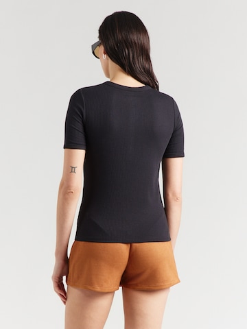 WRANGLERMajica 'FEMME' - crna boja: stražnji dio