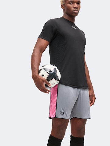 UNDER ARMOUR Szabványos Sportnadrágok 'Challenger' - szürke: elől