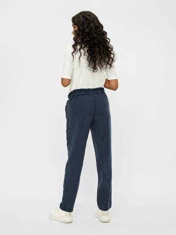 Tapered Pantaloni de la MAMALICIOUS pe albastru