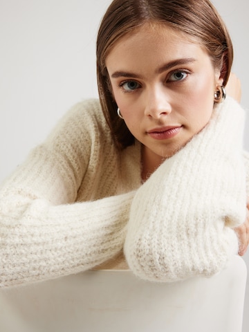 Geacă tricotată 'VMNOVAH' de la VERO MODA pe bej
