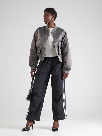 WEEKDAY - Camiseta en gris