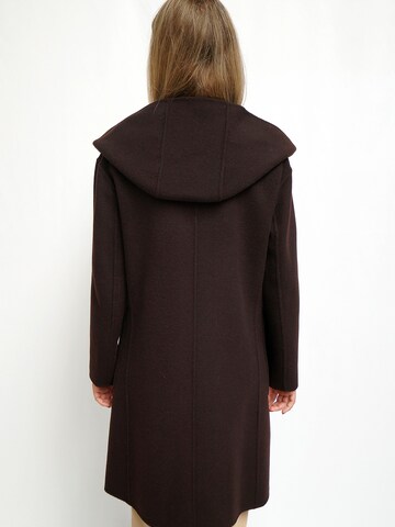 Funk since 1776 Between-Seasons Coat in Brown