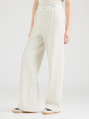 Calvin Klein Jeans Loose fit Trousers in Grey: front