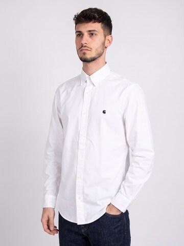 Carhartt WIP Comfort Fit Skjorte 'L/S Madison Shirt White / Black' i hvid: forside