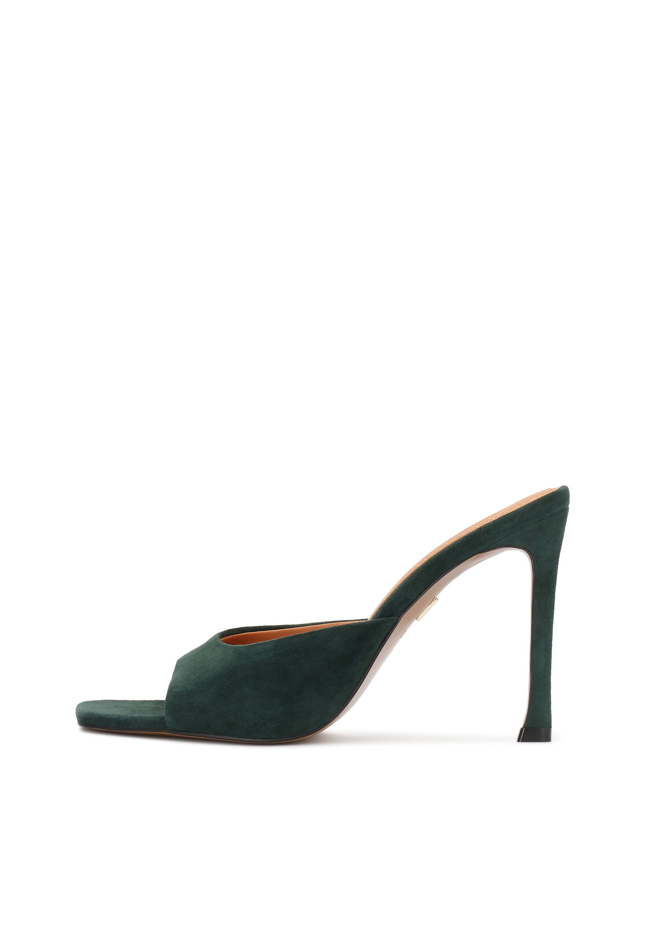 Kazar Mules in Fir, Item view