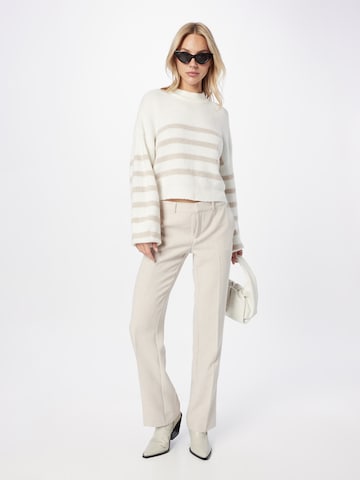NLY by Nelly Pullover in Beige