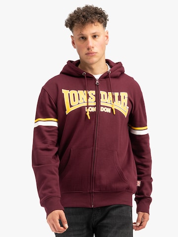 LONSDALE Sweatjakke 'Darfield' i rød: forside