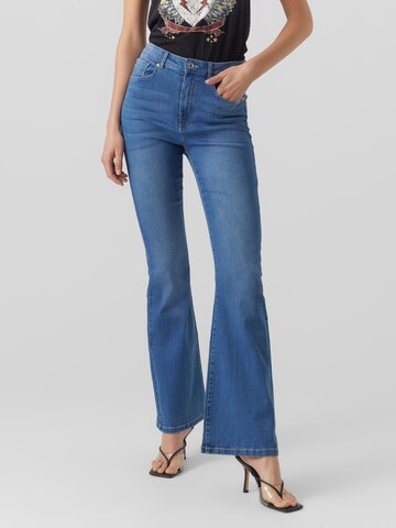Vero Moda Tall Flared Jeans 'SELINA' in Blue: front