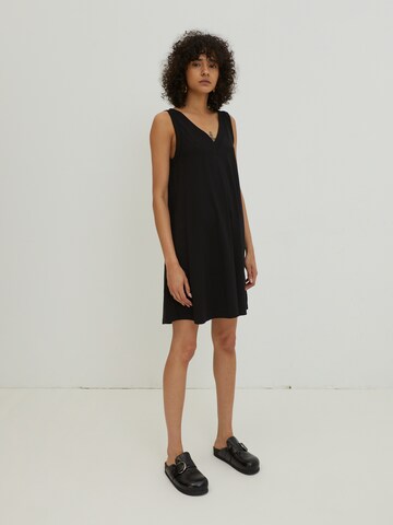 Robe 'Kenia' EDITED en noir