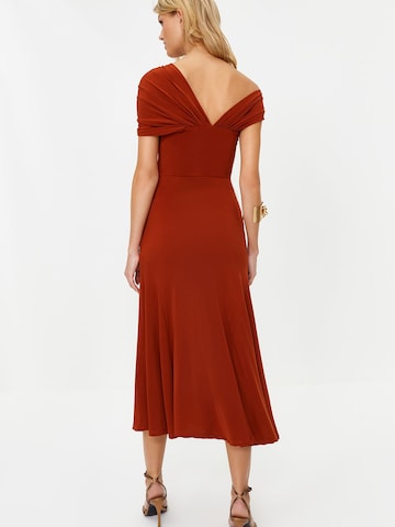 Trendyol Jurk in Rood