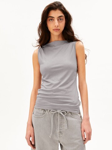 ARMEDANGELS Top LAMINIAA in Grau: Vorderseite
