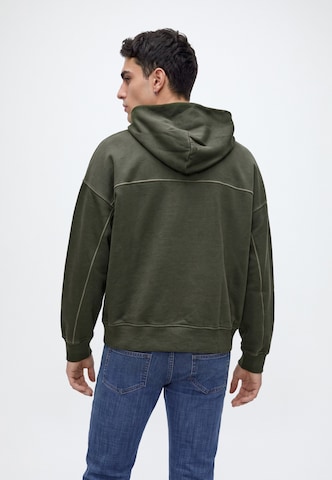 Hanorac de la Abercrombie & Fitch pe verde