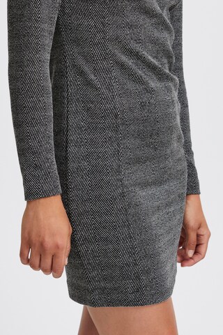 Robe 'Kate' ICHI en gris