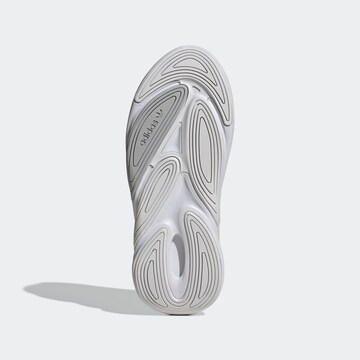 Baskets basses 'Ozelia' ADIDAS ORIGINALS en blanc