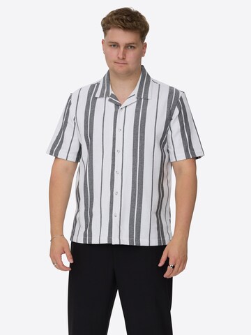 Dxnmxrk Shirt 'DXGunner' in Wit: voorkant