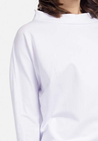 Sweat-shirt HELMIDGE en blanc