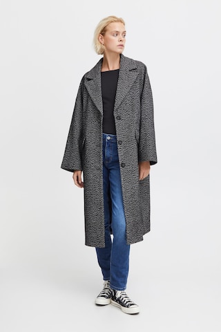 Cappotto di mezza stagione 'Ihemmalu ' di ICHI in nero