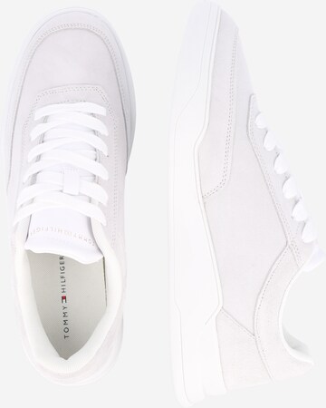 TOMMY HILFIGER - Sapatilhas baixas em branco