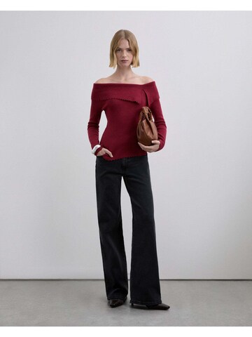 Scalpers Sweater in Red: front