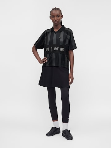 Nike Sportswear Тениска в черно
