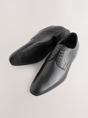 Chaussure à lacets 'Derby' Next en noir