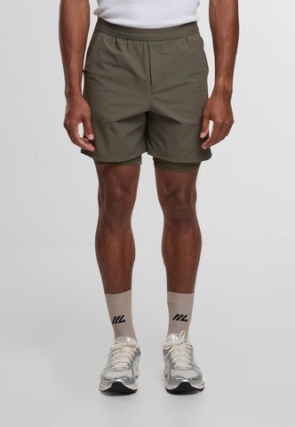 Another Cotton Lab Regular Shorts 'SRC' in Braun: Vorderseite